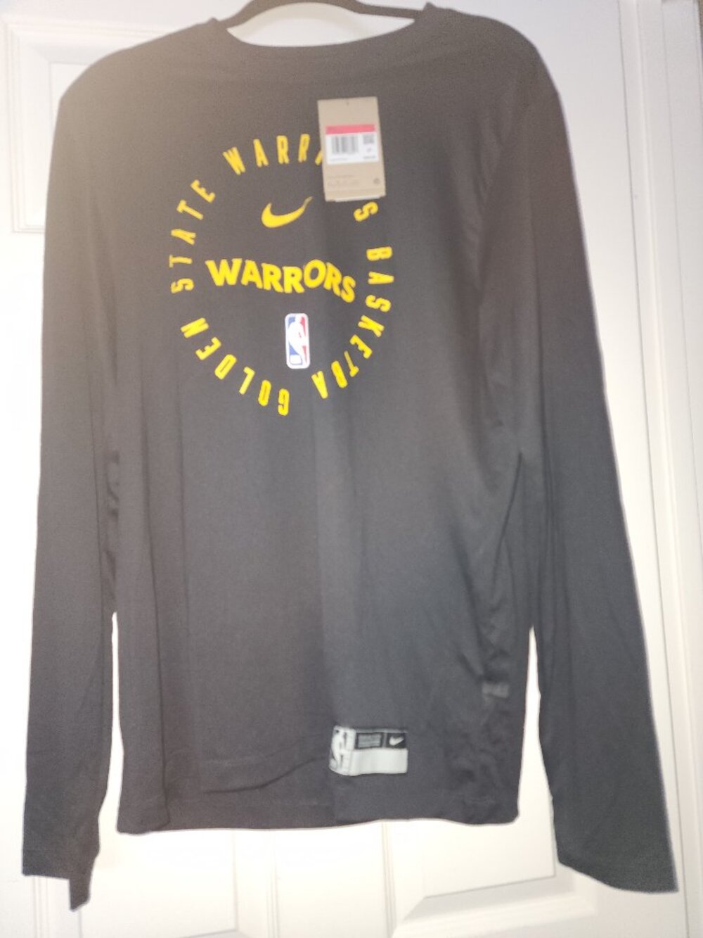NIKE MEN'S BLACK GOLDEN STATE PRACTICE TEE